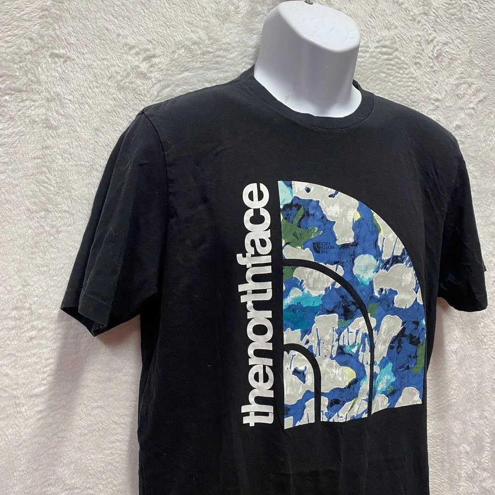 The North Face Black Graphic T-Shirt Mens Medium Large Front Logo Outdoors Crew